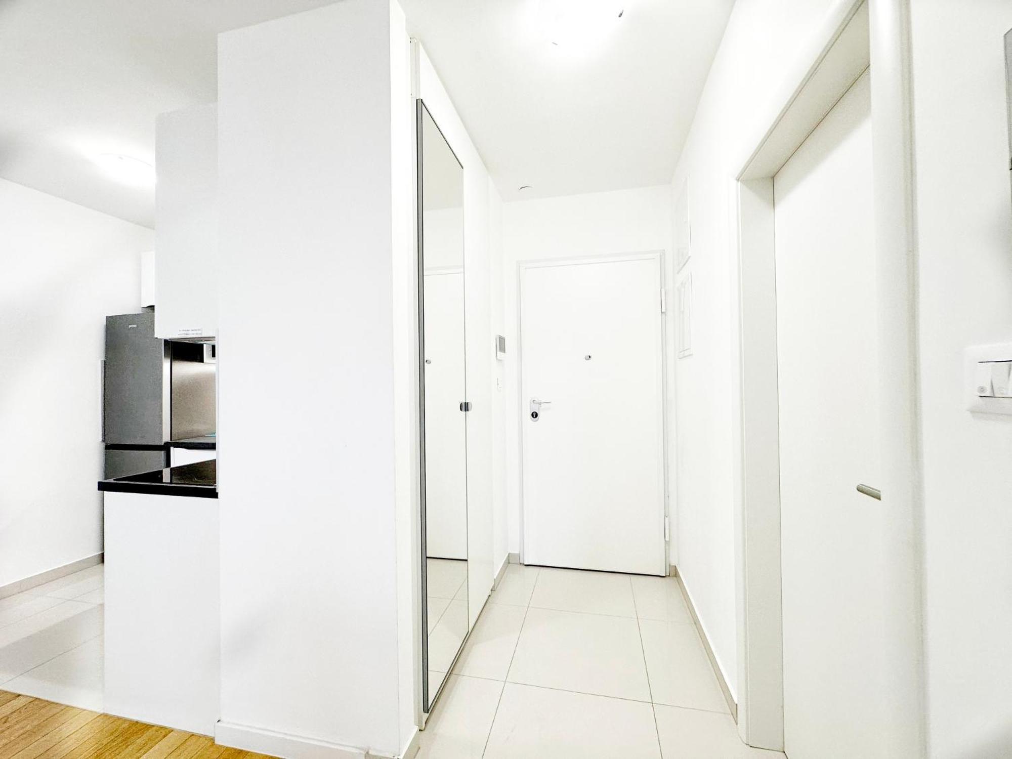 S'Akvarel 1 & 5 - Private Garage Apartment Split Exterior photo